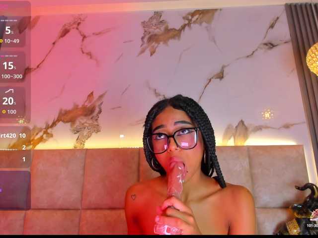 KhateMiller live cam on BongaCams