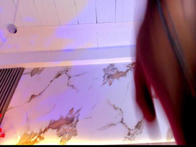 KhateMiller live cam on BongaCams
