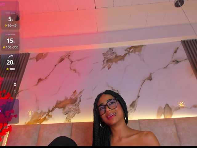 KhateMiller live webcam show