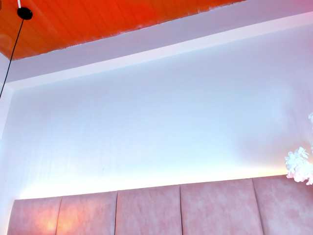 KhateMiller's BongaCams show and profile