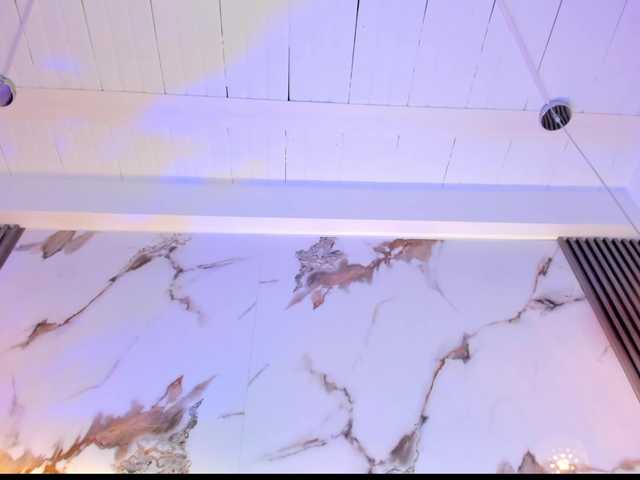 KhateMiller live cam on BongaCams