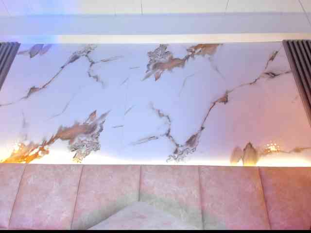 KhateMiller webcam