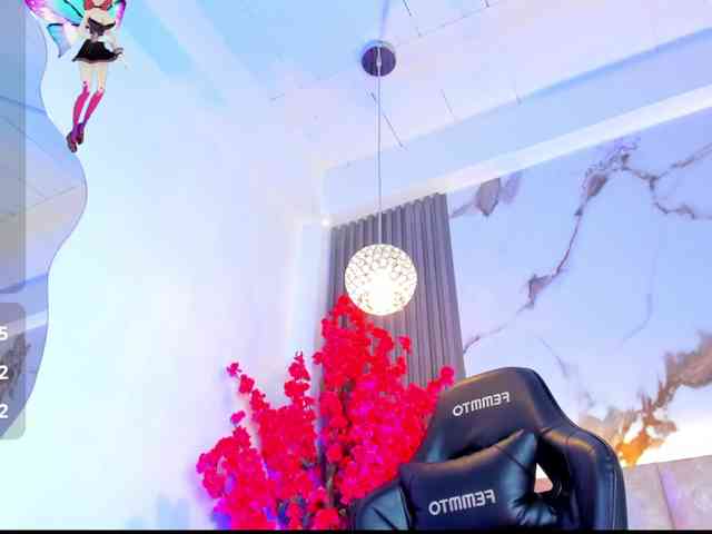 KhateMiller webcam