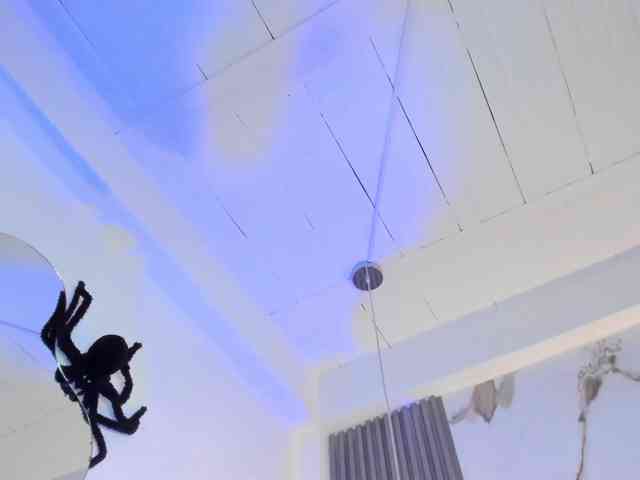 khatemiller's live room
