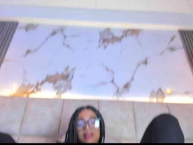 KhateMiller webcam