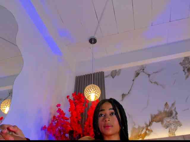 KhateMiller webcam