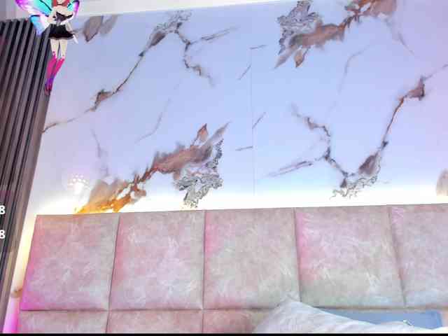 KhateMiller webcam