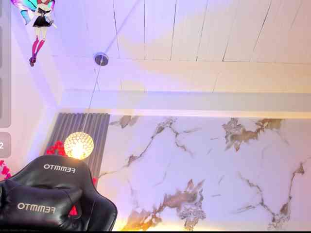 KhateMiller webcam