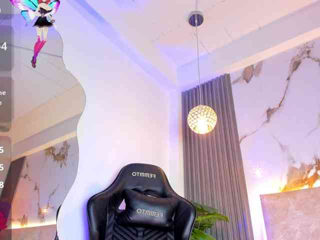 KhateMiller webcam