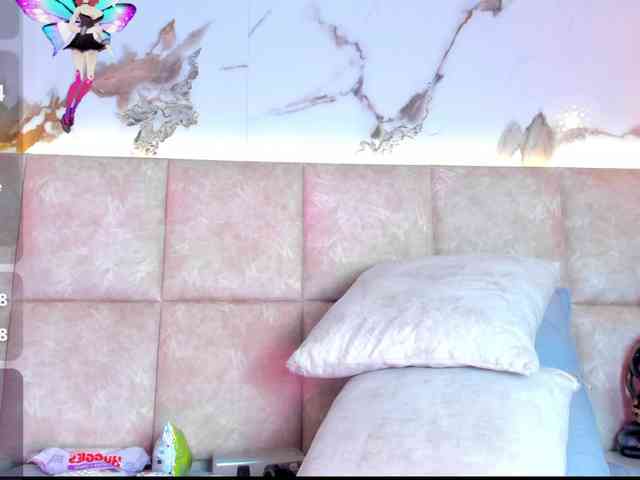 KhateMiller webcam