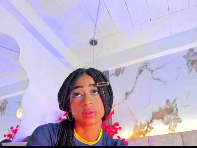 KhateMiller webcam