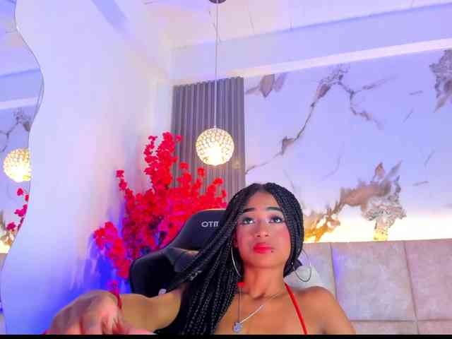 KhateMiller webcam
