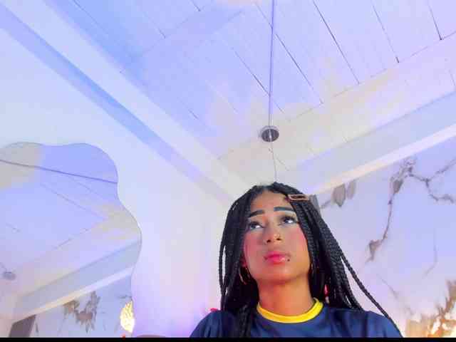 KhateMiller webcam