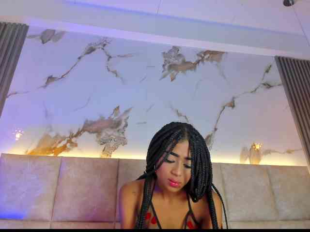 KhateMiller webcam