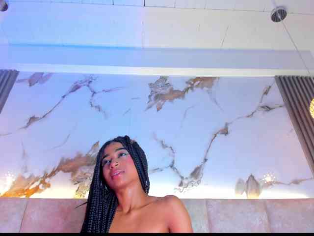 KhateMiller webcam