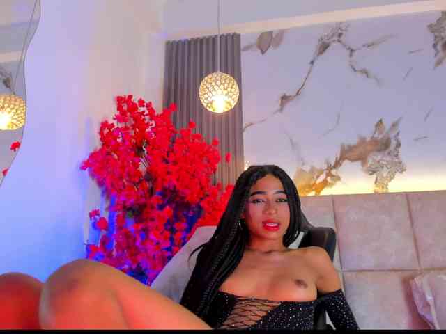 KhateMiller webcam
