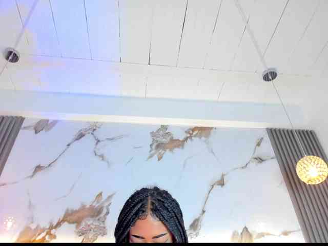 KhateMiller webcam