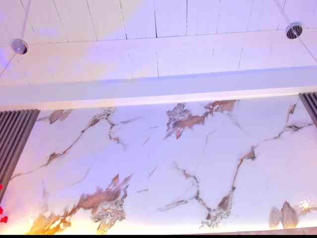 KhateMiller webcam
