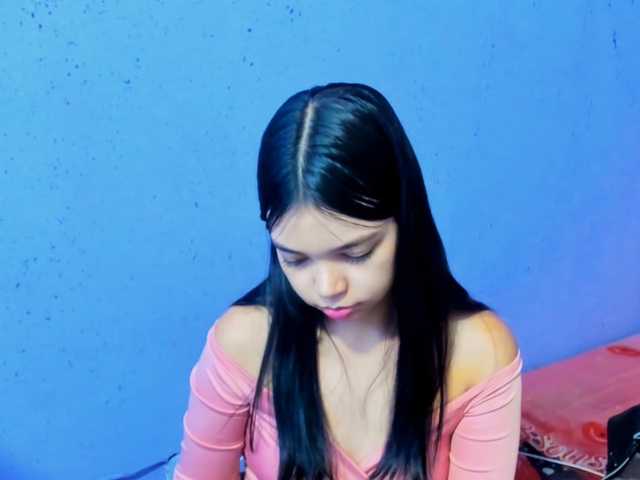shy-luna18 live cam on BongaCams