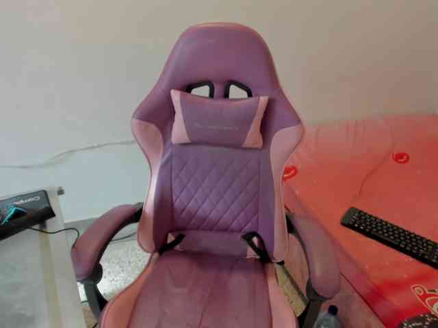 shy-luna18 webcam