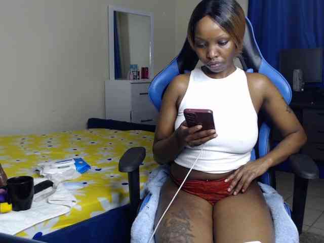 sexxygoldy webcam