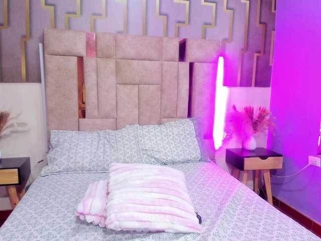 Kaidy-wish live cam on BongaCams
