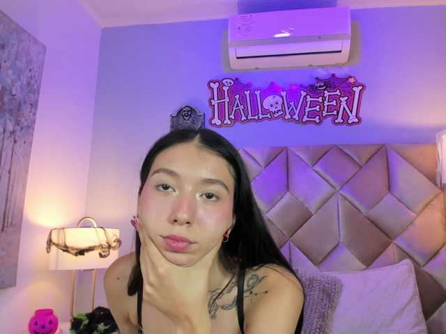 DullceEstrella, live now on BongaCams