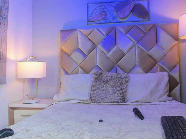 DullceEstrella live cam on BongaCams