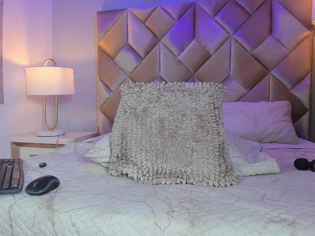 DullceEstrella live cam on BongaCams