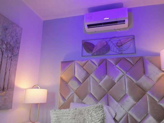 DullceEstrella live cam on BongaCams