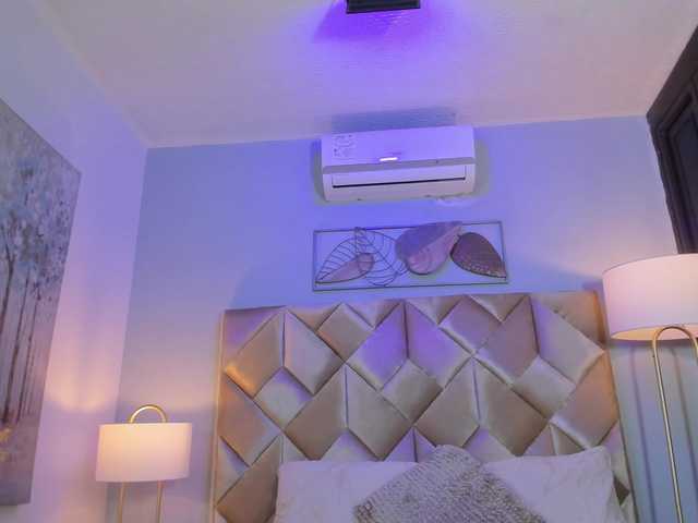 DullceEstrella live cam on BongaCams
