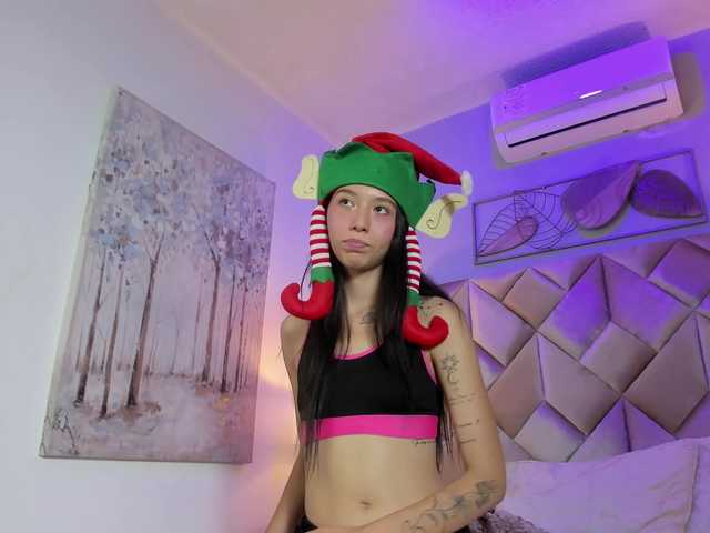 DullceEstrella live cam on BongaCams