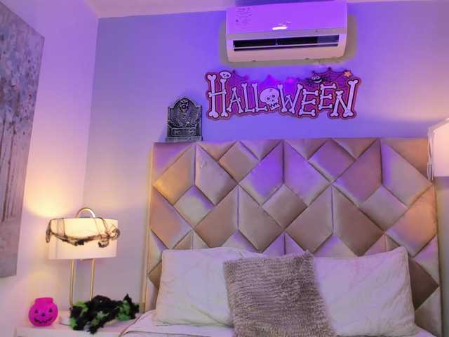 DullceEstrella live cam on BongaCams