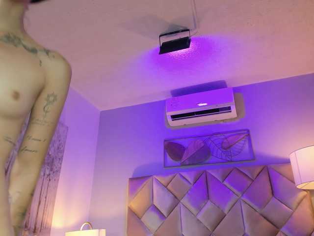 DullceEstrella live cam on BongaCams