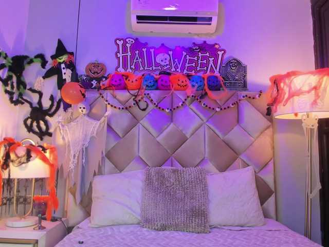 DullceEstrella live cam on BongaCams