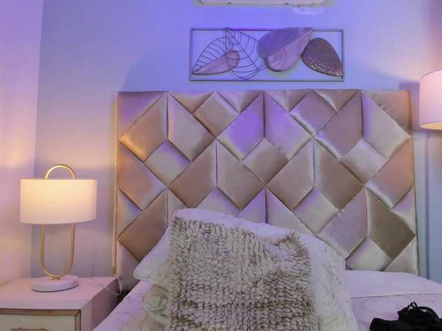 DullceEstrella live cam on BongaCams