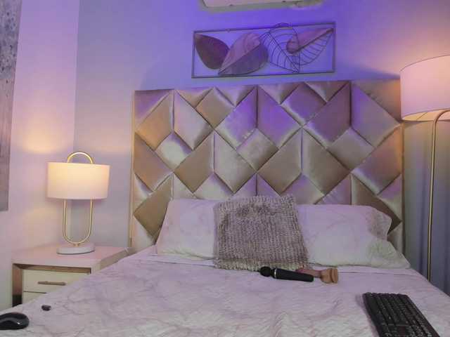 DullceEstrella live cam on BongaCams