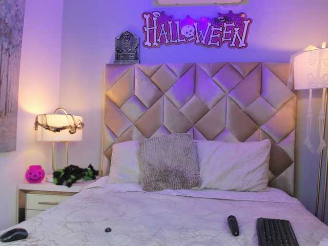 DullceEstrella live cam on BongaCams