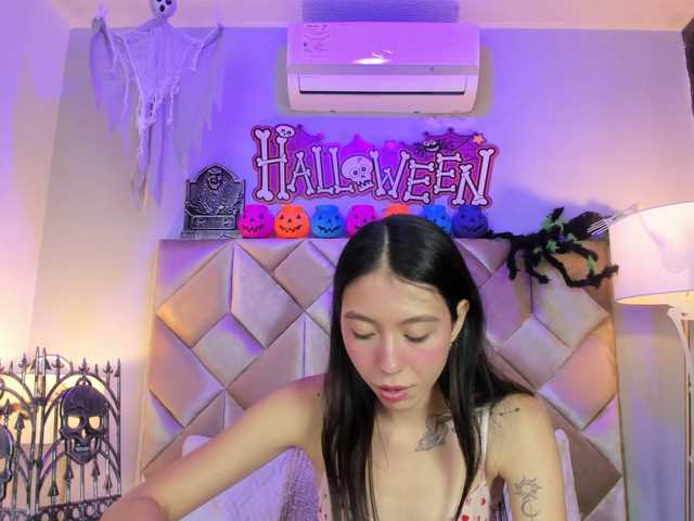 DullceEstrella live cam on BongaCams