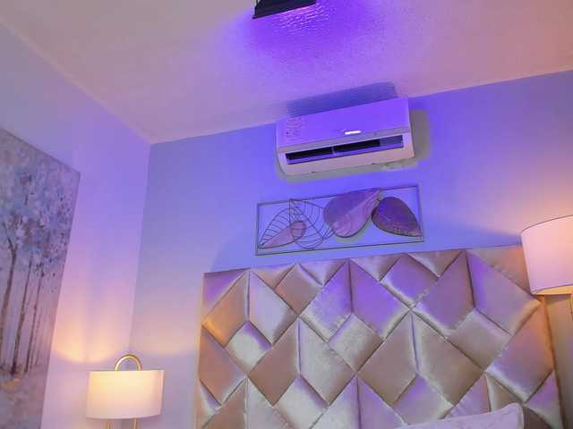 DullceEstrella live cam on BongaCams