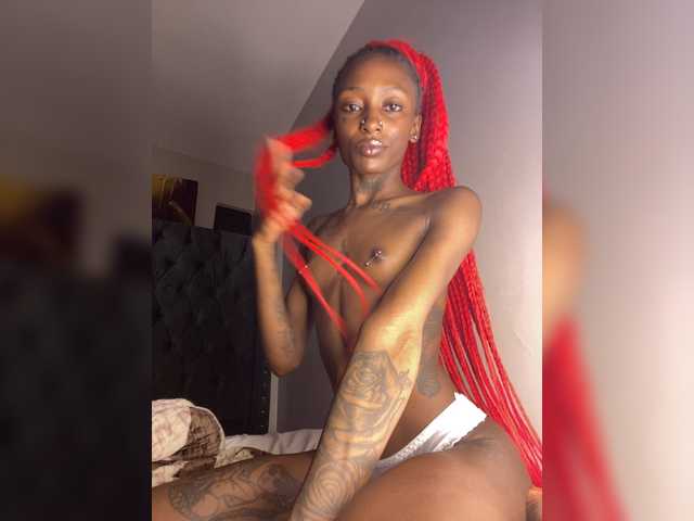 Badgalnish-1 live cam on BongaCams