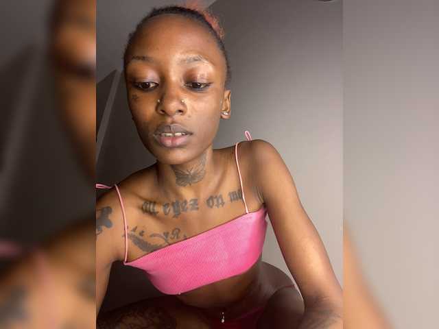 Badgalnish-1 live cam on BongaCams