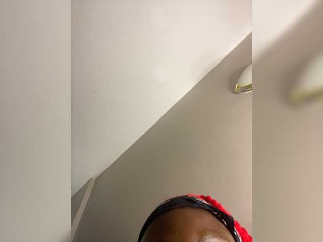 Badgalnish-1 live cam on BongaCams