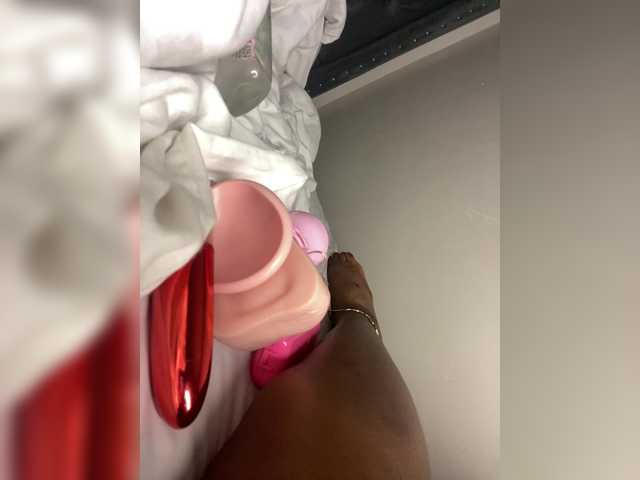 Badgalnish-1 live cam on BongaCams