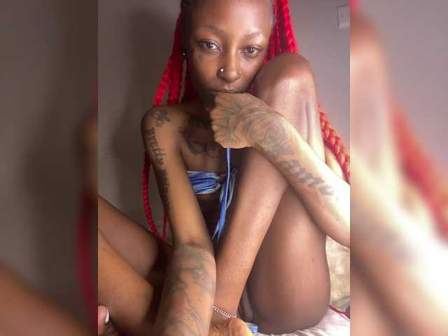 Badgalnish-1 live cam on BongaCams