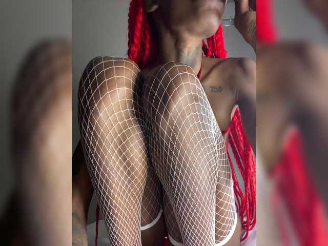 Badgalnish-1 live cam on BongaCams