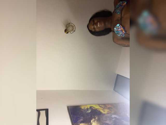Badgalnish-1 live cam on BongaCams