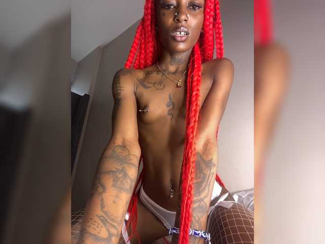 Badgalnish-1 live cam on BongaCams