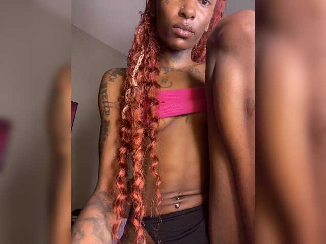 Badgalnish-1 live cam on BongaCams