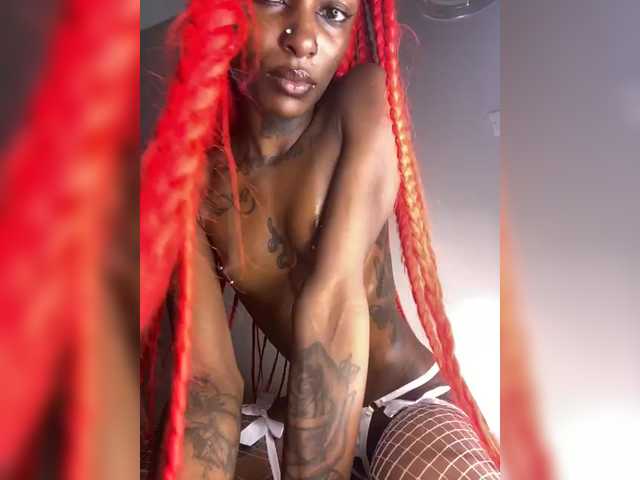Badgalnish-1 live cam on BongaCams